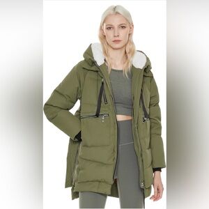 Orolay Women's Thickened Down Jacket